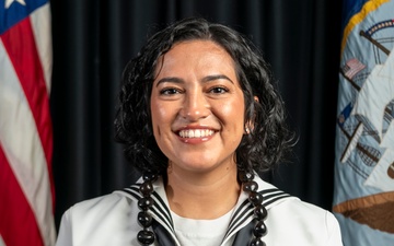 U.S. Pacific Fleet Band Welcomes MU3 Jasmine Rodriguez