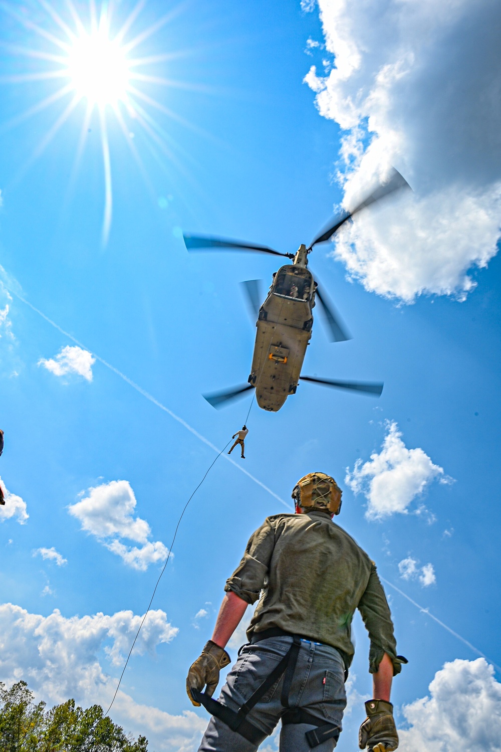 SECARMY Visits 101st Airborne Division (Air Assault) and Fort Campbell, Kentucky