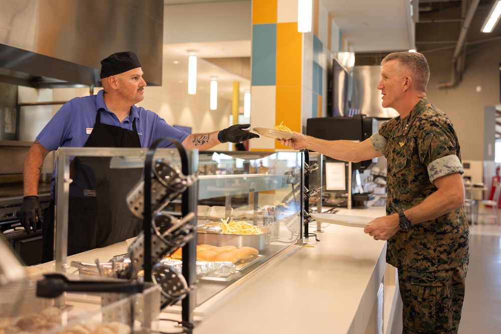 MCICOM Commanding General tours MCB Camp Pendleton