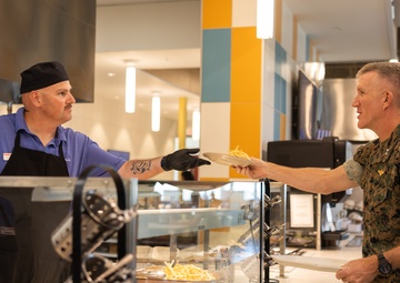 MCICOM Commanding General tours MCB Camp Pendleton