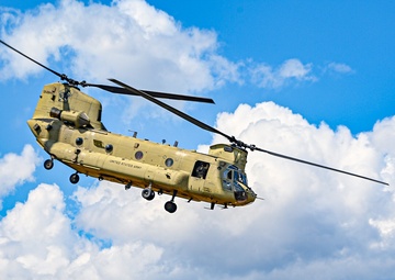 SECARMY Visits 101st Airborne Division (Air Assault) and Fort Campbell, Kentucky