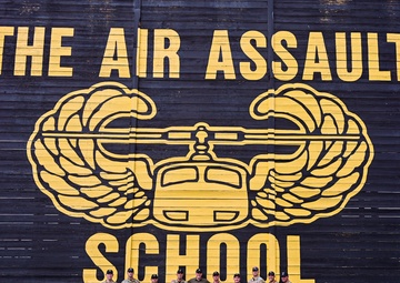 SECARMY Visits 101st Airborne Division (Air Assault) and Fort Campbell, Kentucky