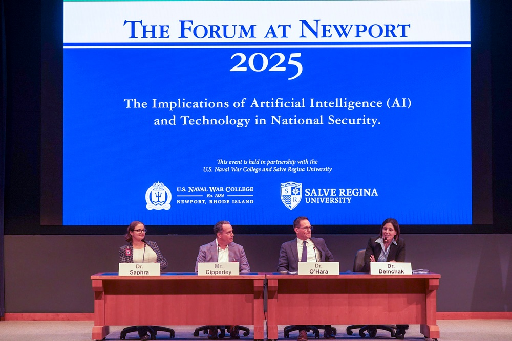 U.S. Naval War College joins with Salve Regina University to host forum on artificial intelligence, national security