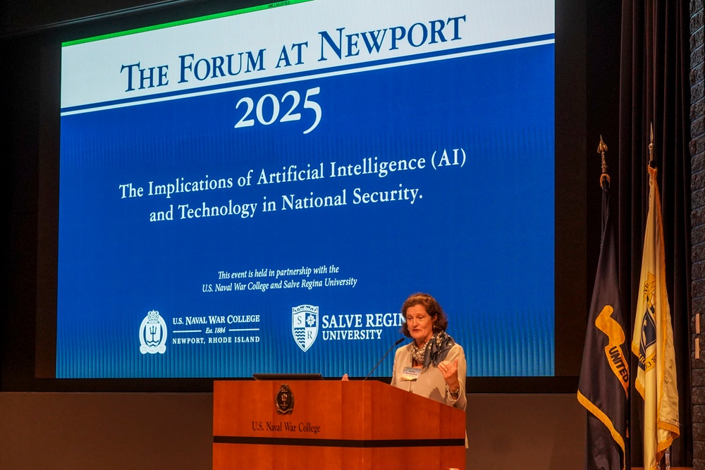 U.S. Naval War College joins with Salve Regina University to host forum on artificial intelligence, national security