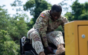 JTF-Bravo conducts sling load ops