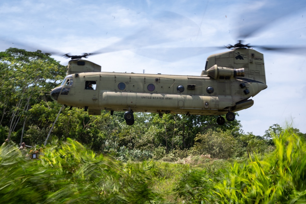 JTF-Bravo conducts sling load ops