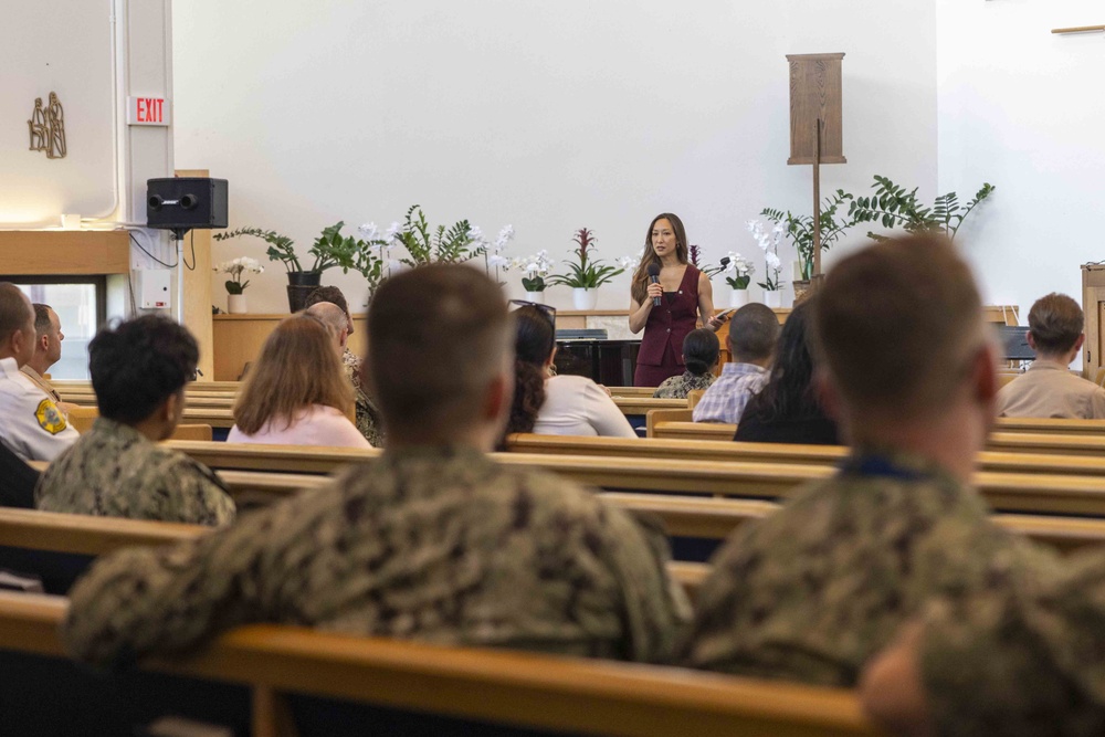 Wellness Expert Isa Kujawski holds Suicide Prevention Training