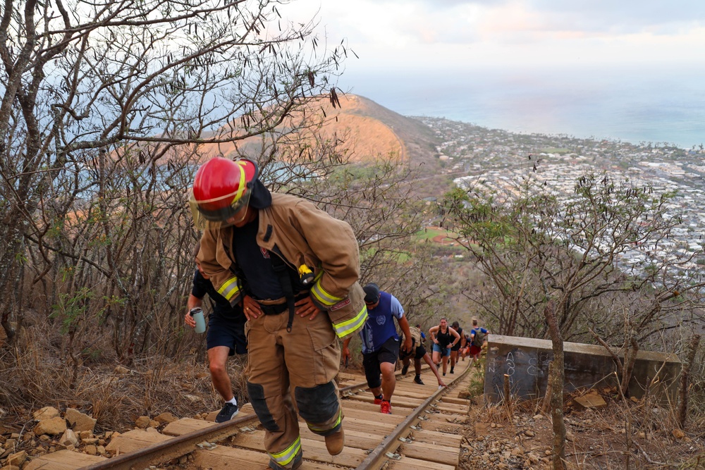 MAG-24 NCOs hike Koko Crater Trail for 9/11 Memorial