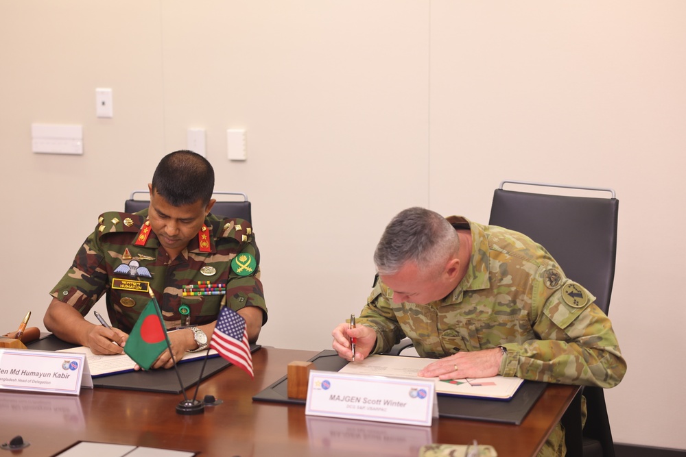 Bangladesh Army - US Army Pacific Land Forces Talks