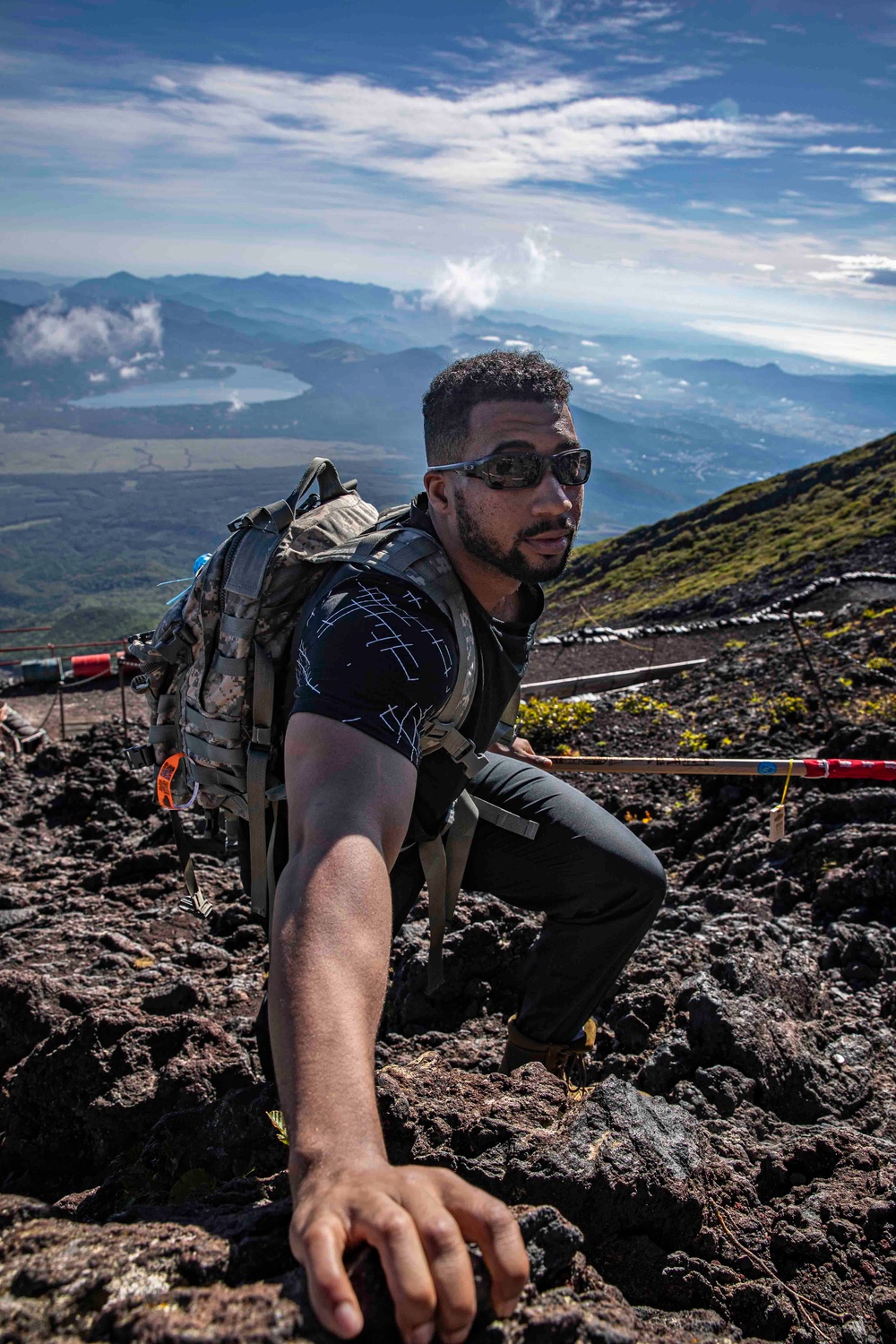 George Washington Sailors Participate in Mt. Fuji MWR Tour