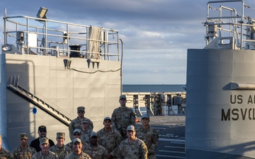 Lt. Gen. Gingrich visits the SSG Ellroy Wells
