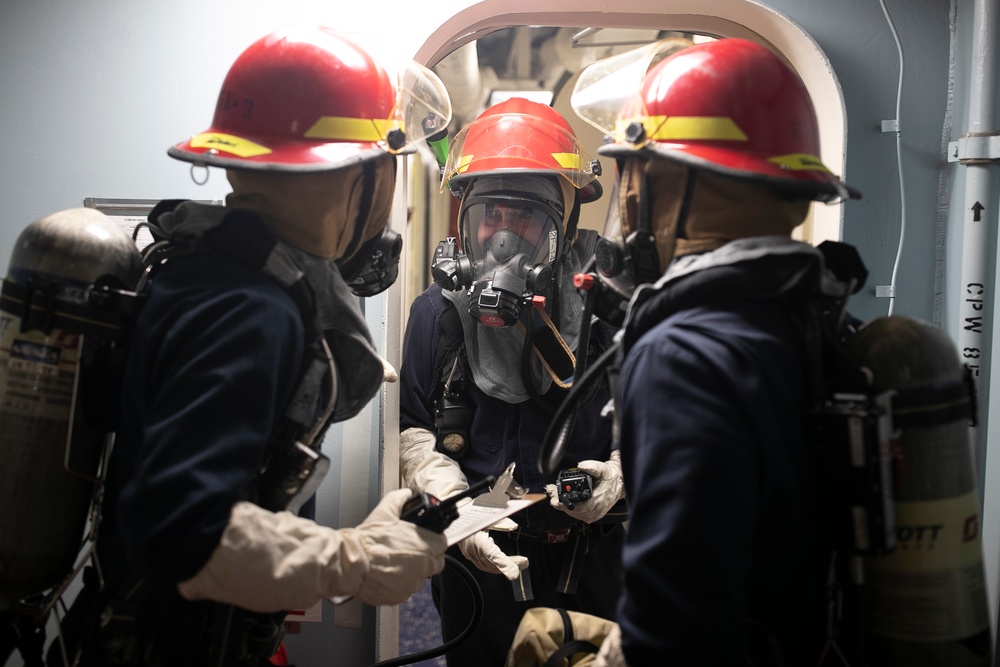 USS Tripoli Sailors Run a Flying Squad Drill