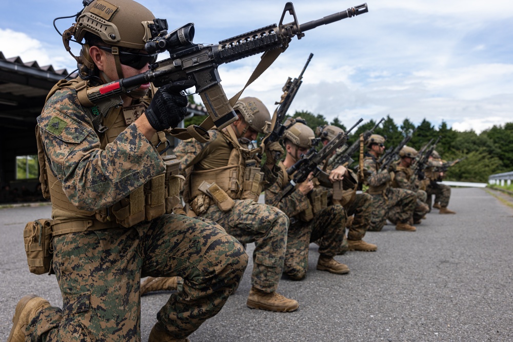 RD25 | 12th LCT Marines Rehearse Patrolling Techniques