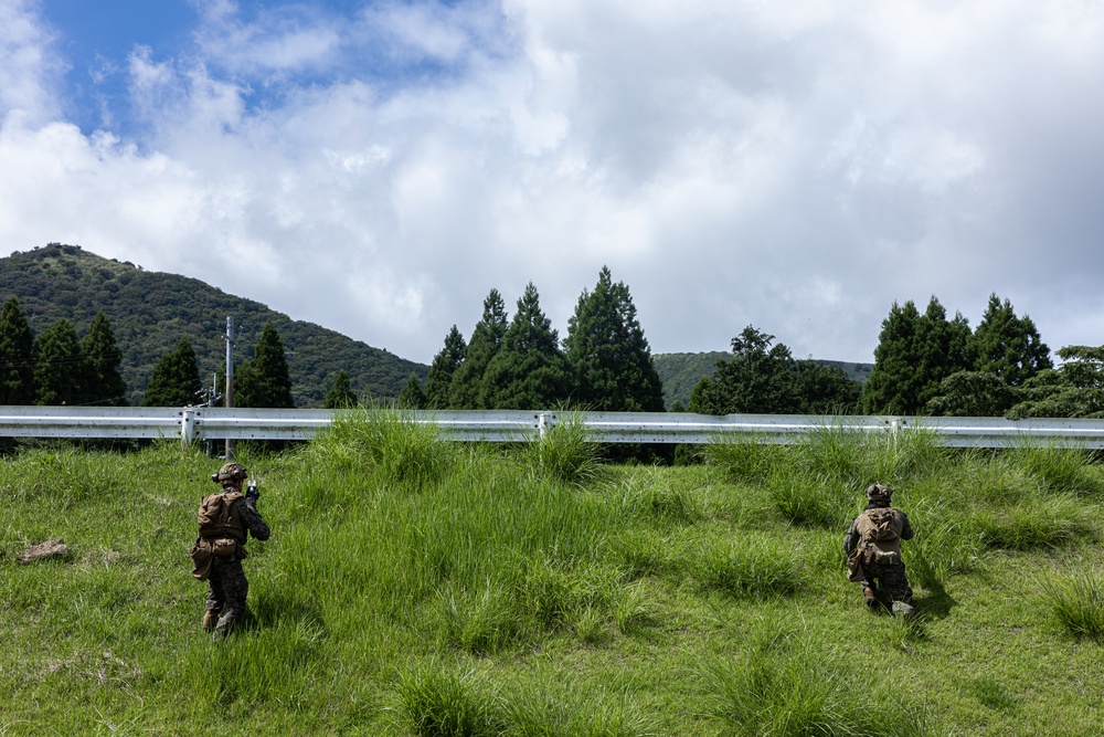 RD25 | 12th LCT Marines Rehearse Patrolling Techniques