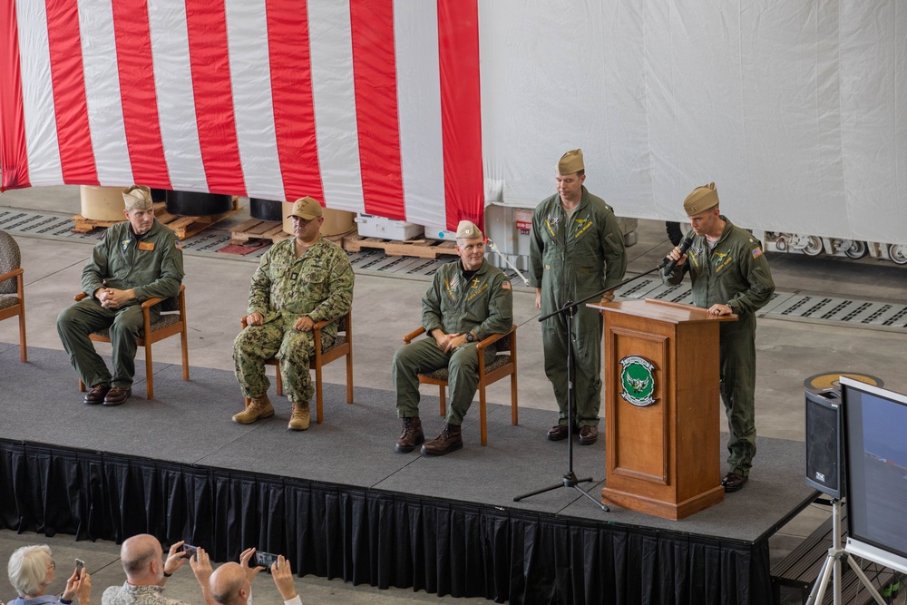 Strike Fighter Squadron (VFA) 195 Change of Command Ceremony