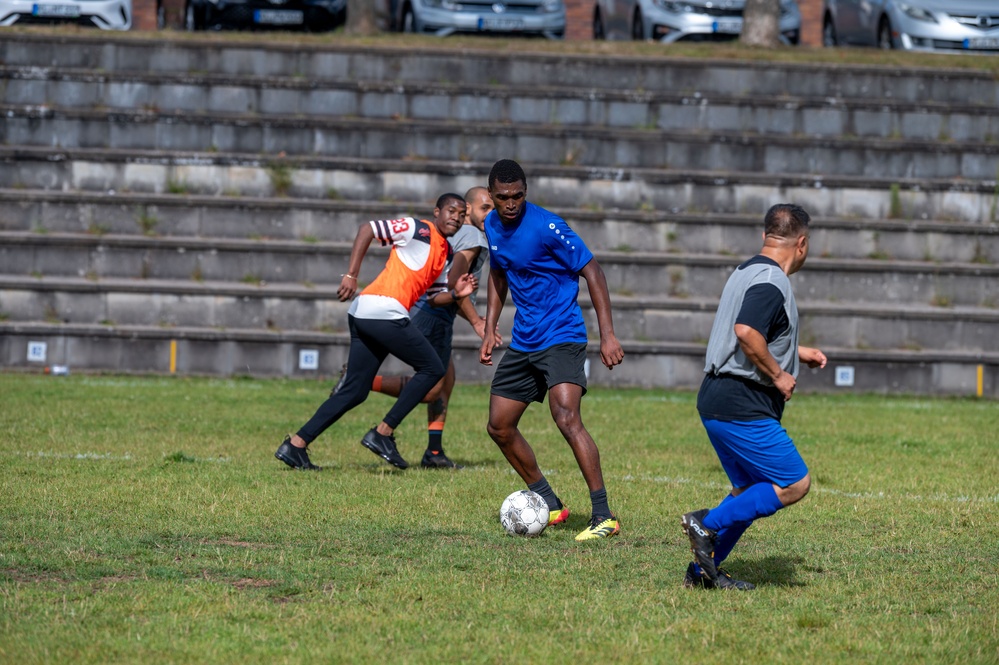 86 AW gets competitive at sports day