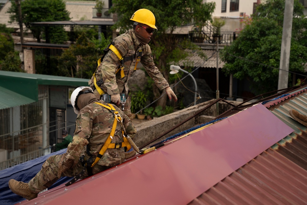 Pacific Friendship 2025: 9th Mission Support Command Engineers build good will, roof at clinic in Vietnam