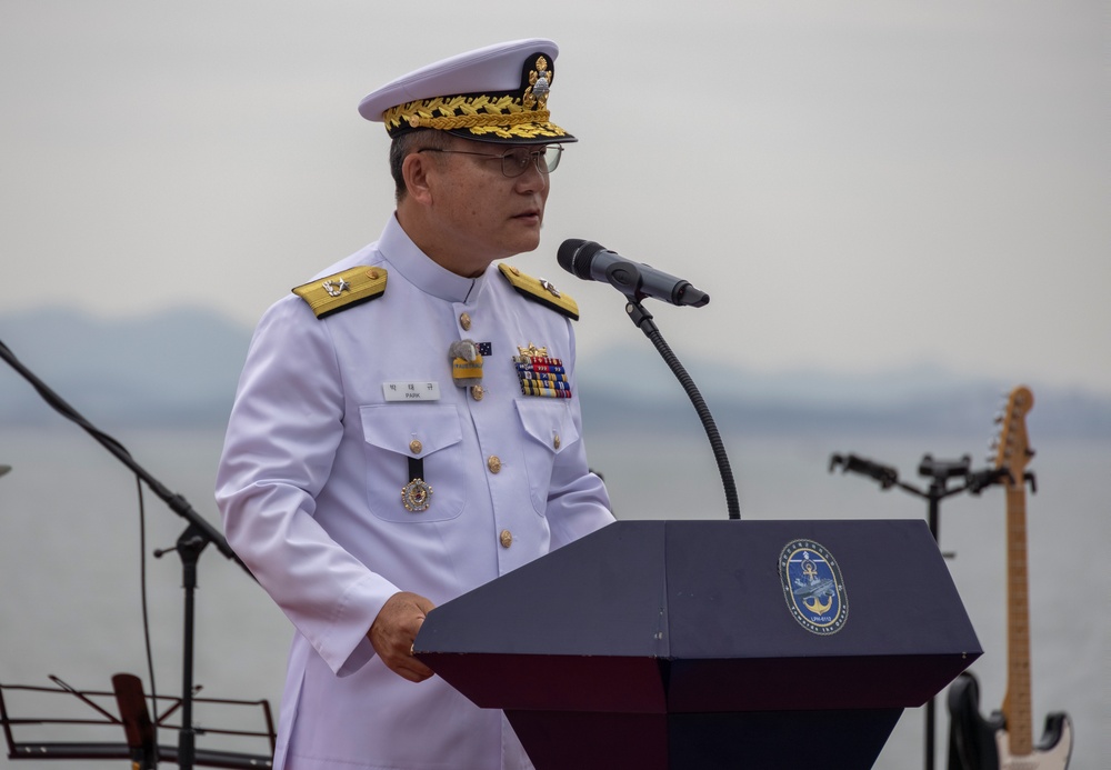 MARFORK Marines participate in at-sea cruise honoring 75th Anniversary of the Incheon Landing