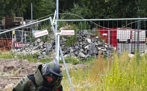 EODMU 8 Participates Northern Coasts 25