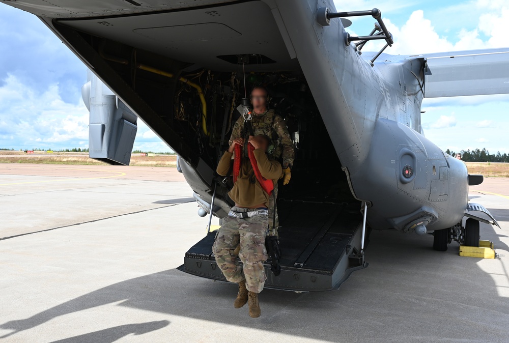 352d SOW Maintenance demonstrates capabilities during Exercise SOUTHERN GRIFFIN 25