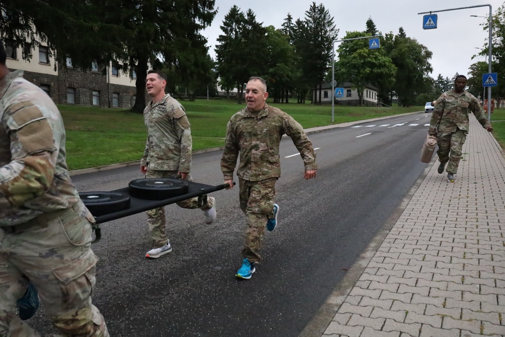 21st TSC Commanding General’s Leadership Energizes Troops During Combat Fitness Challenge