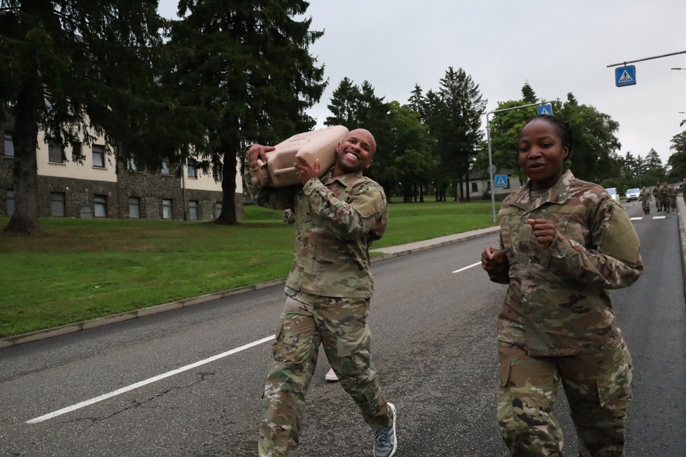 U.S. Army Soldiers Strengthen Each Other’s Endurance During Combat-Focused Fitness Challenge