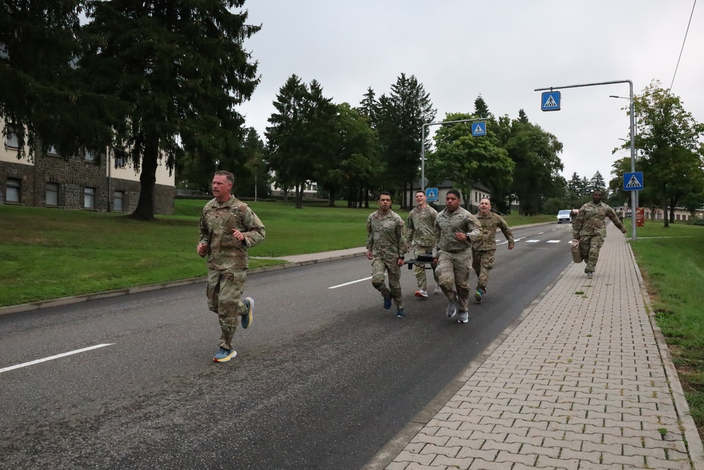 16th Sustainment Brigade Soldiers Epitomizes Strength in Unity Concept During Combat Focused PT Session