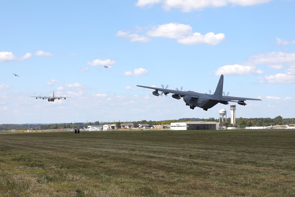 193rd SOW commemorates Patriot Day with formation training flight