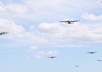 193rd SOW commemorates Patriot Day with formation training flight