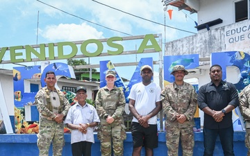 U.S. Army delivers power generator to La Esmeralda, Panama