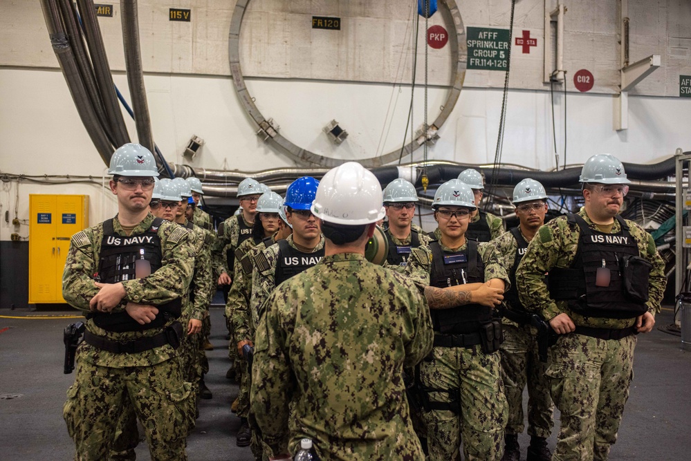 Ronald Reagan Sailors Perform Anti-Terrorism Training