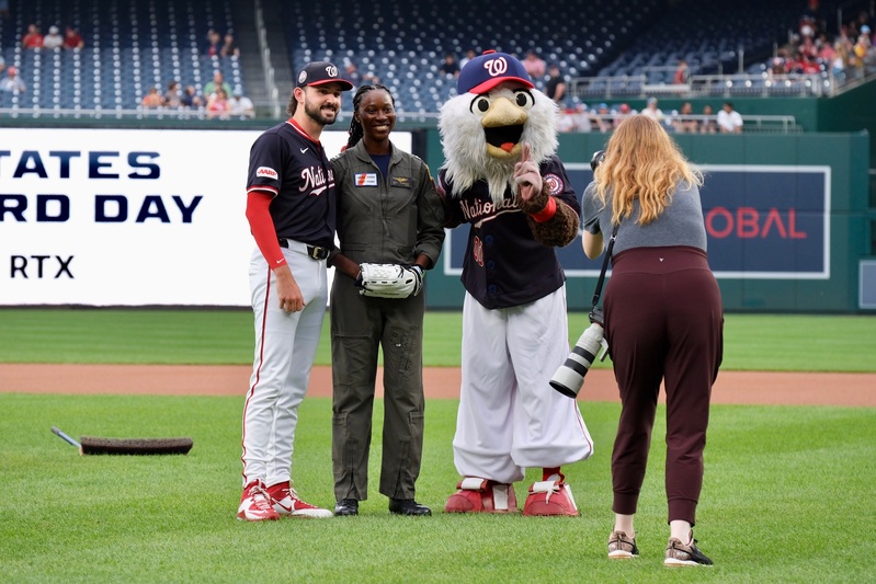Washington Nationals honor U.S. Coast Guard