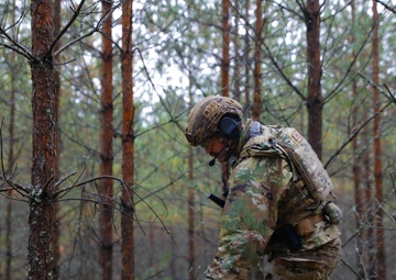 EOD Tech Prepares Detonation During Engineer Thunder 2025