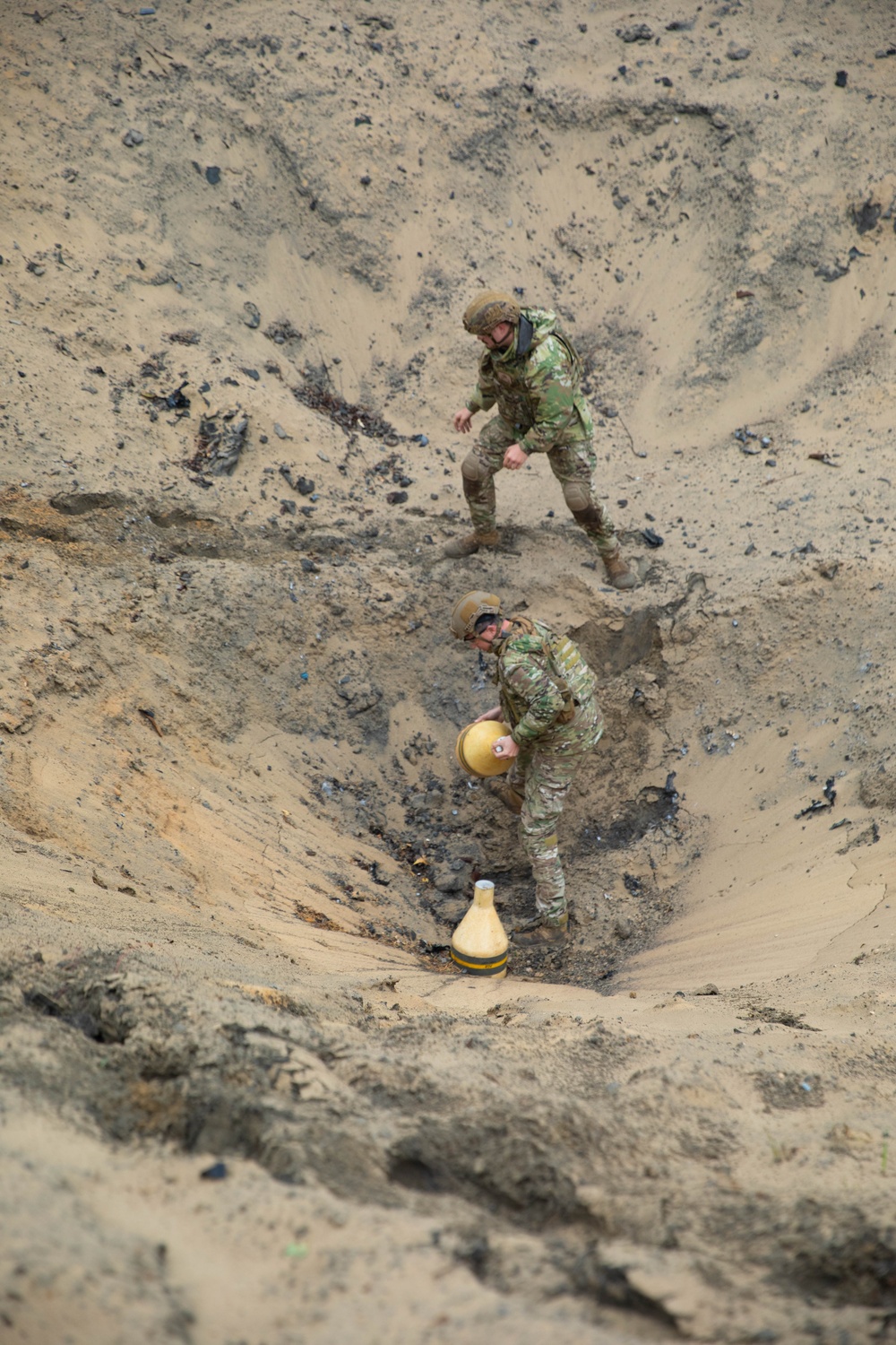 EOD Tech Prepares Detonation During Engineer Thunder 2025