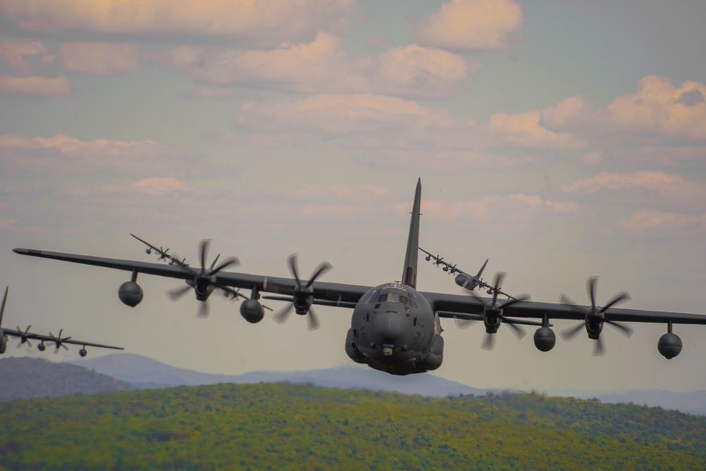 193rd SOW conducts 9/11 formation flight