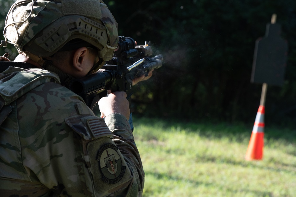 Shoot, Move, Communicate training