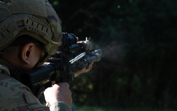 Shoot, Move, Communicate training