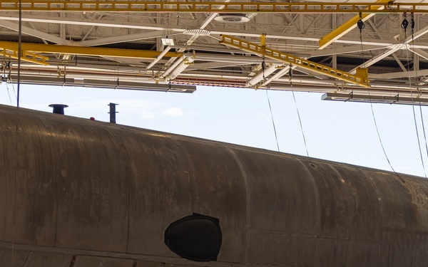 B-52 crabs into hangar at Tinker AFB