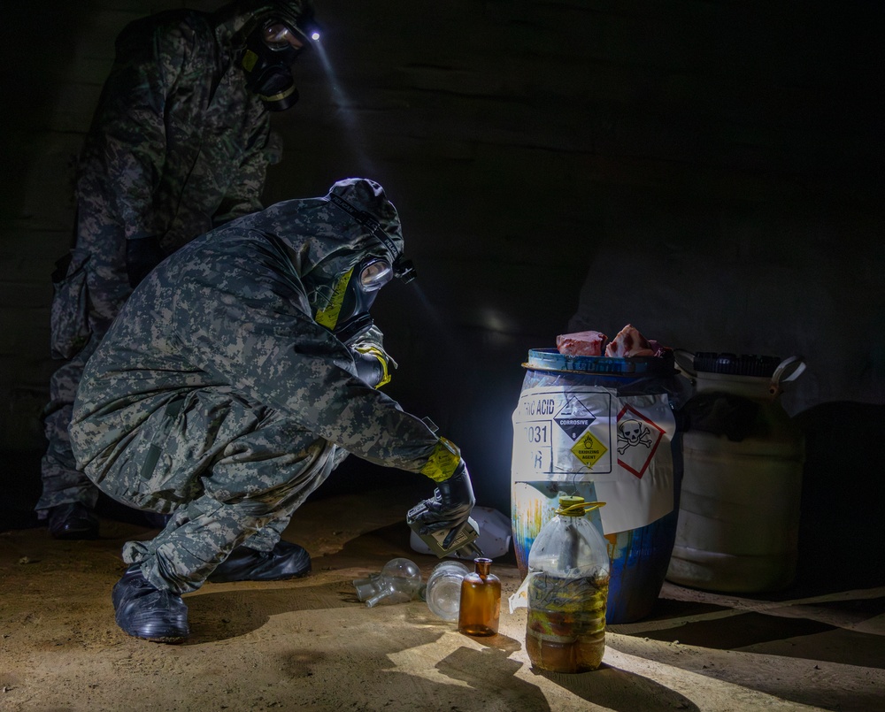 110th Chemical Battalion Tests Skills under Limited Visibility during Toxic Valley 25