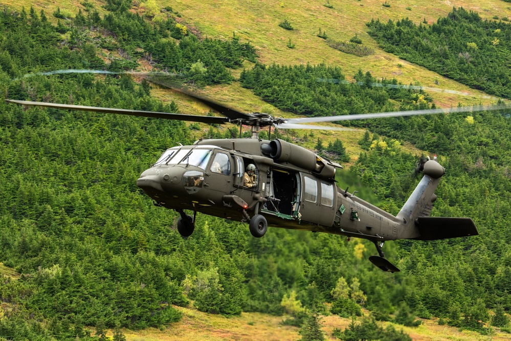 Joint partners conduct airborne ops at JBER