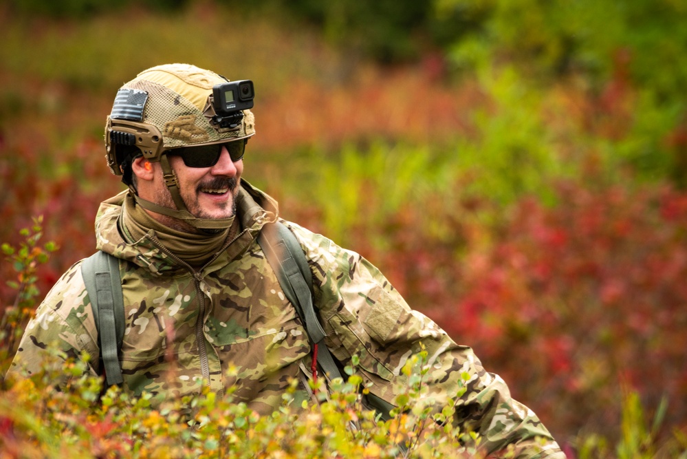 Joint partners conduct airborne ops at JBER