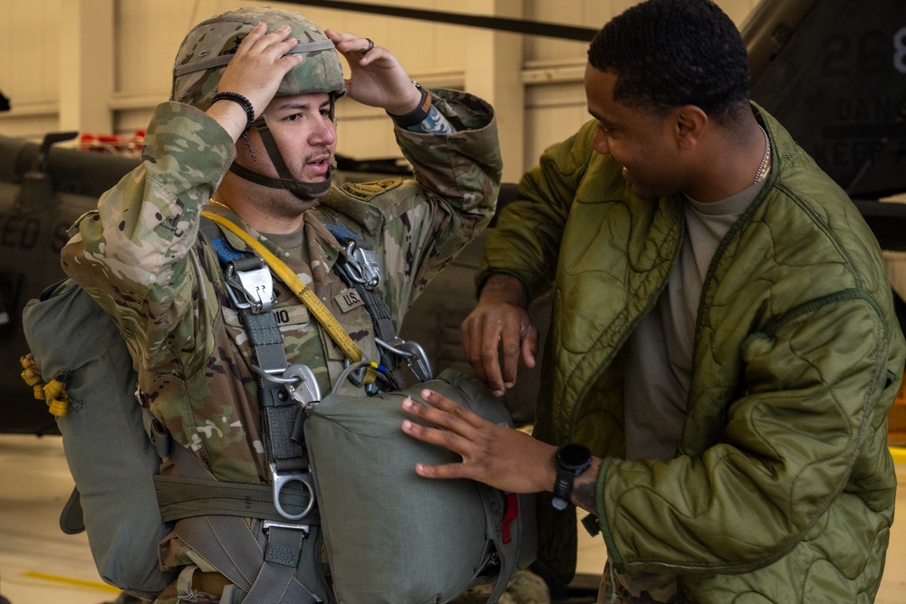 Joint partners conduct airborne ops at JBER