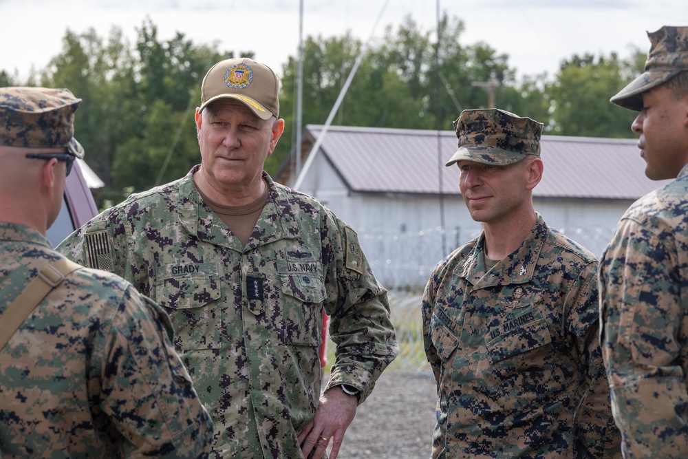 VCJCS Visits Marines During AE25