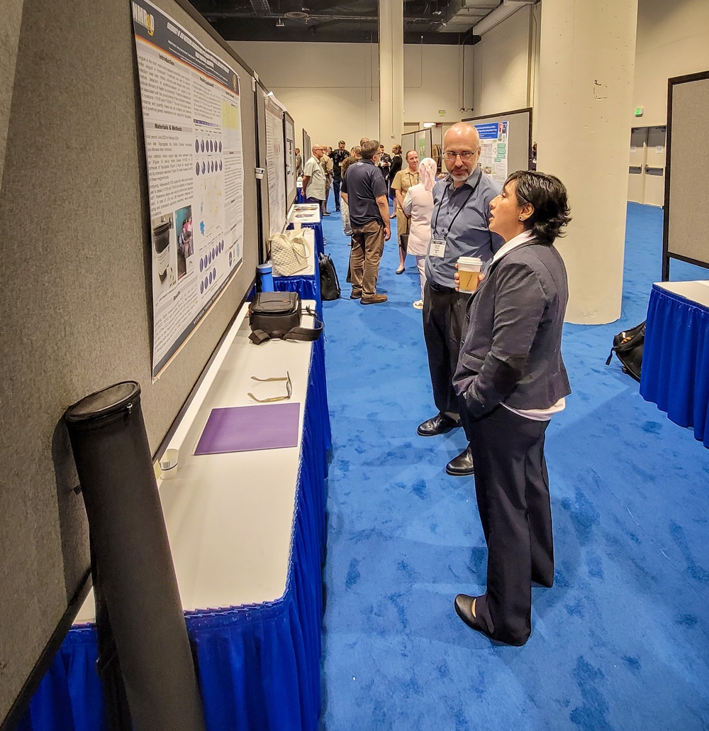 Research scientists share first-time experience, forge connections at military health symposium