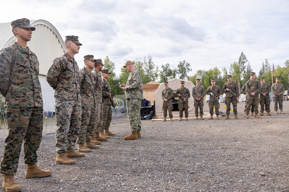 VCJCS Visits Marines During AE25