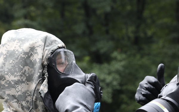 110th Chemical Battalion Conducts Decontamination Procedures with Belgian Armed Forces during Toxic Valley 25