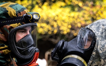 110th Chemical Battalion Conducts Decontamination Procedures with Belgian Armed Forces during Toxic Valley 25