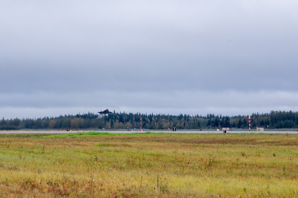 Alaskan Command successfully conducts combined joint maritime operations with the Canadian Armed Forces in the Bering Sea