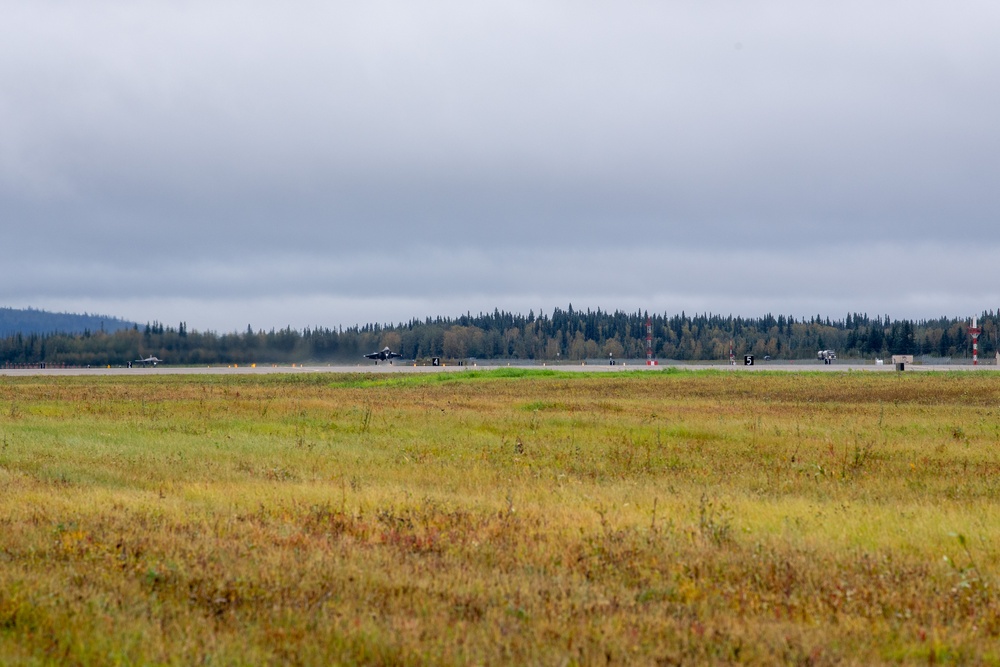 Alaskan Command successfully conducts combined joint maritime operations with the Canadian Armed Forces in the Bering Sea
