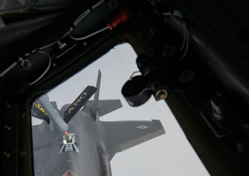 Alaskan Command successfully conducts combined joint maritime operations with the Canadian Armed Forces in the Bering Sea